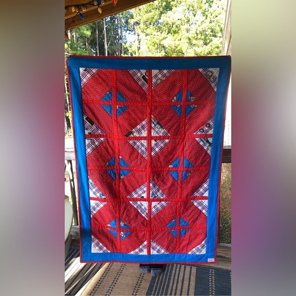 Vintage Raggedy Ann & Andy Handmade Quilt Signed - Picture 4 of 5